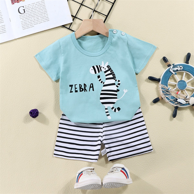 Ensemble de survêtement 2 pièc - Baby Clothing Essentials avis et prix