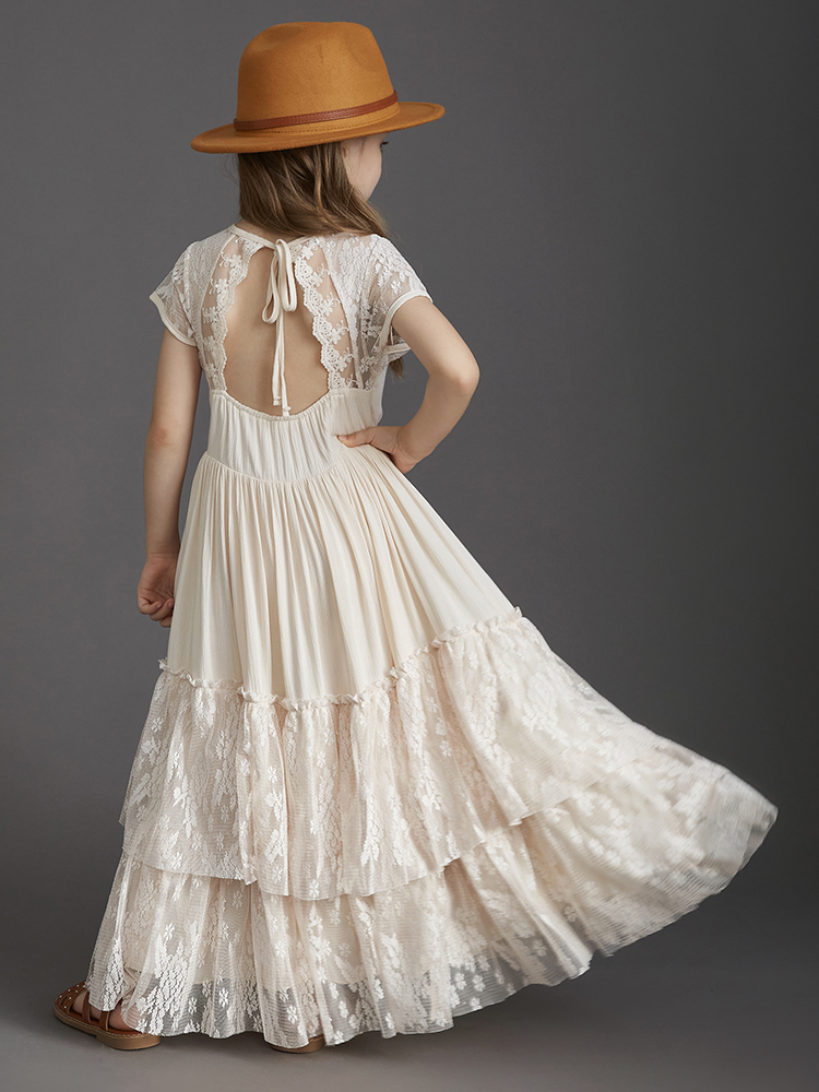 Robe de princesse en dentelle  - Baby Clothing Line avis et prix