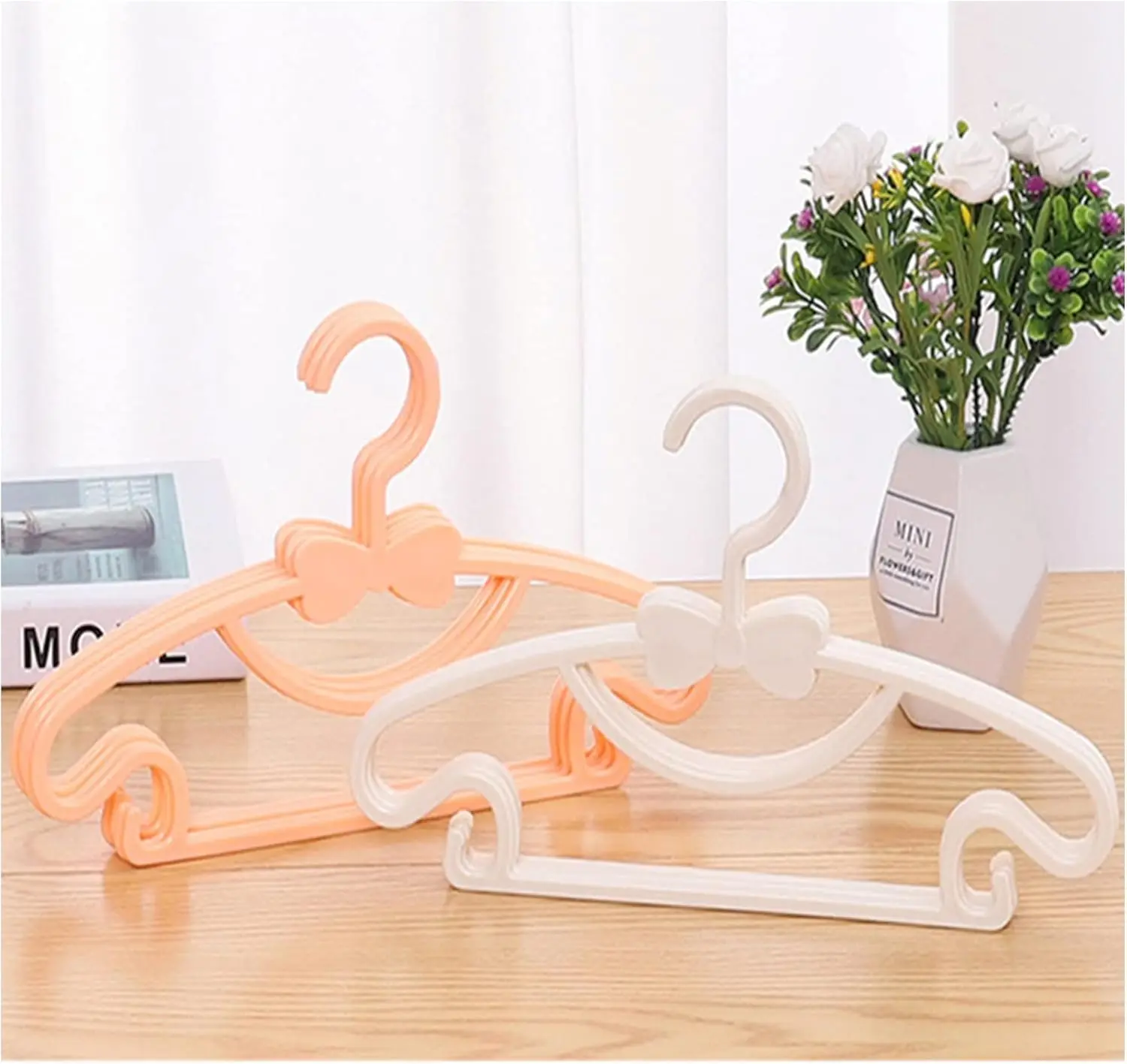 Porte-vêtements pour bébés en  - Baby Clothing Hangers avis et prix